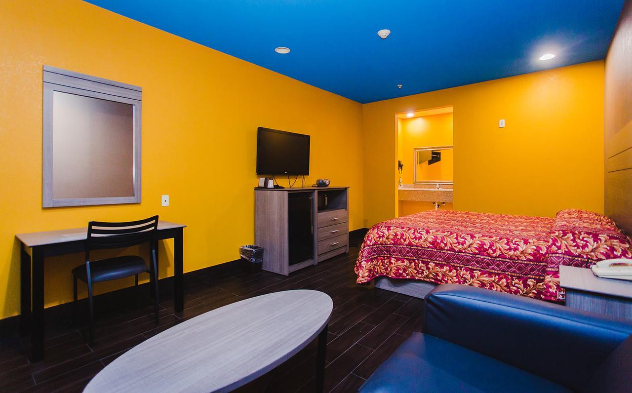 Moonlight Suites - Houston/George Bush Int'L Airport Экстерьер фото
