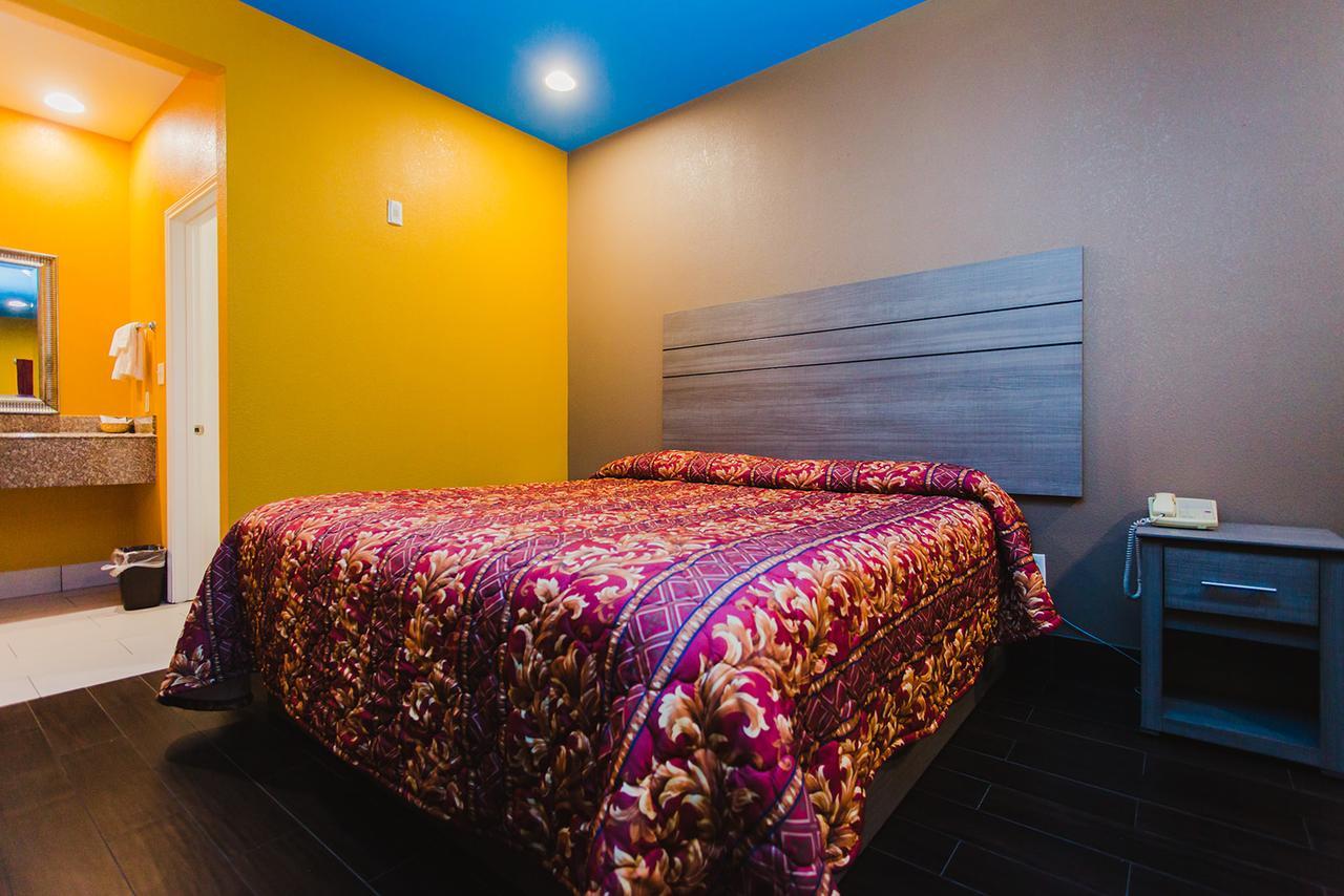 Moonlight Suites - Houston/George Bush Int'L Airport Экстерьер фото
